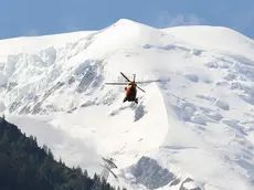 Un elicottero del soccorso alpino in una foto di archivio