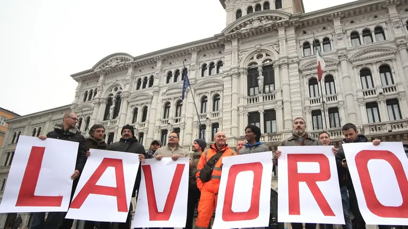 Lasorte Trieste 07/03/13 - Piazza Unità, Lavoratori Sertubi