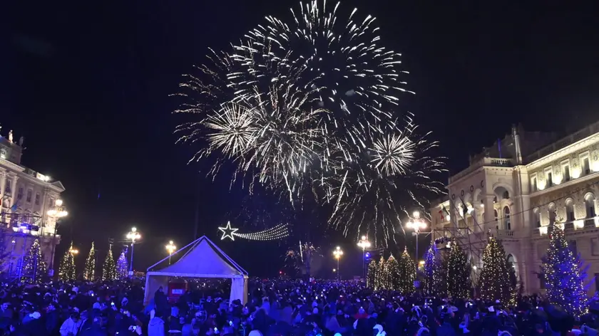 La festa di Capodanno in piazza a Trieste (Lasorte)