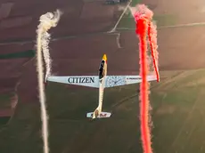 Una delle acrobazie aree compiute da Bertossio