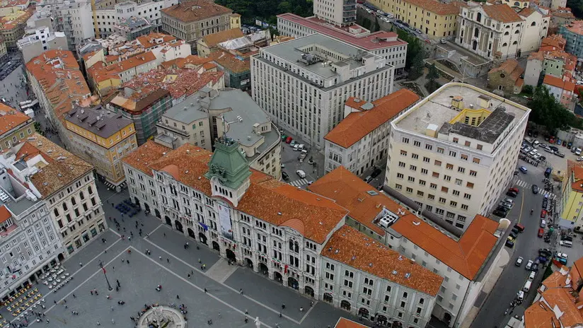 Lasorte Trieste 01 06 04 - Panorama