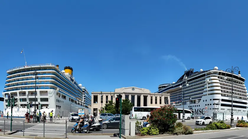 Lasorte Trieste 10/07/21 - MSC Splendida, Costa Deliziosa