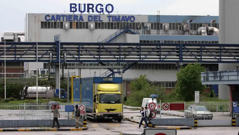 sterle trieste 05 05 08 esterno della cartiera burgo fine turno