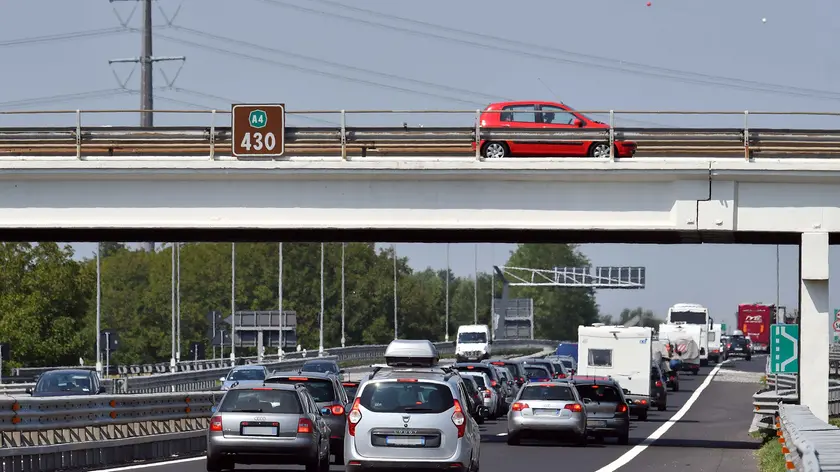 Udine 26 agosto 2017 Autovie Venete. Situazione del traffico nei giorni del controesodo sull' A4 tratta Lisert-Gonars e sull'A23. Interventi di soccorso con Roberto Poles. Copyright Foto Petrussi / Ferraro Simone