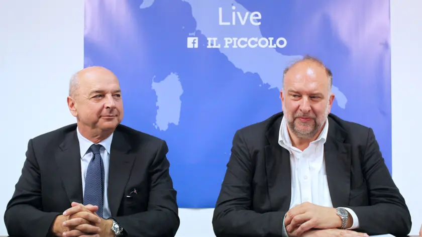 Roberto Dipiazza e Roberto Cosolini dirante il confonto nella redazione de "Il PIccolo"