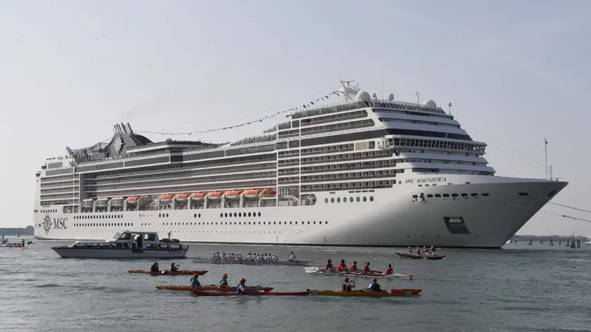 Interpress\M.Tagliapietra venezia 09.06.2019.- Passaggio della Nave MSC MAGNIFICA in Bacino San Marco.