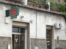 La Farmacia Alla Marina sul lungomare Venezia a Muggia