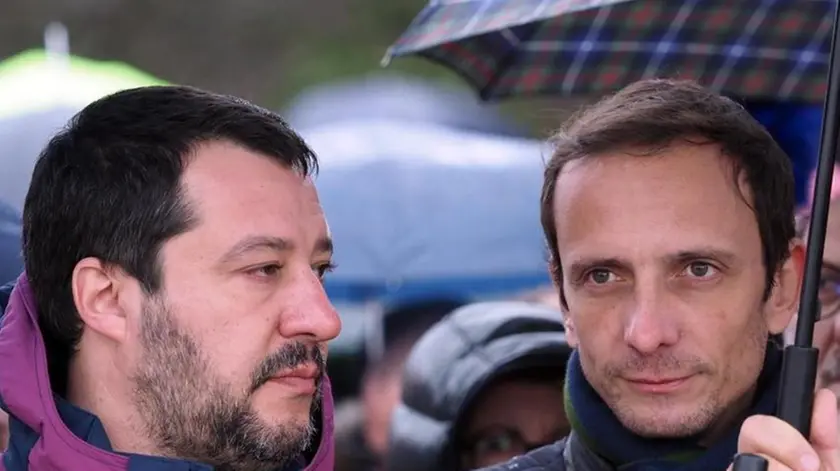 Il vicepremier e ministro dell'Interno Matteo Salvini (S) e il governatore del Friuli Venezia Giulia Massimilano Fedriga (D) alla cerimonia del giorno del Ricordo, Basovizza (Trieste), 10 febbraio 2019.ANSA/UFFICIO STAMPA MATTEO SALVINI +++ ANSA PROVIDES ACCESS TO THIS HANDOUT PHOTO TO BE USED SOLELY TO ILLUSTRATE NEWS REPORTING OR COMMENTARY ON THE FACTS OR EVENTS DEPICTED IN THIS IMAGE; NO ARCHIVING; NO LICENSING +++ . .