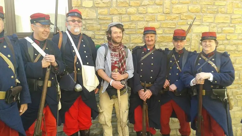 Giraldi con Franky Depuydt, proprietario della casa dove Van Gausch aveva istituito il comando a Virton