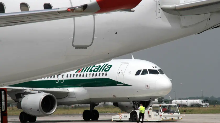 Aeromobili sulla pista dell’aeroporto di Ronchi dei Legionari