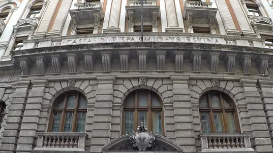 Lasorte Trieste 12/11/16 - Palazzi Proprietà Unicredit, Via Cassa di Risparmio 10