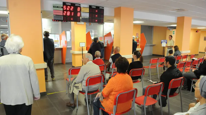 Fila per pagare il ticket all'ospedale goriziano