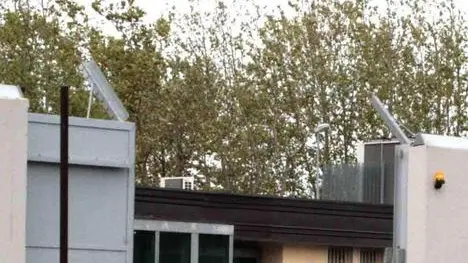 L'ingresso del Centro di identificazione ed espulsione di Gradisca d'Isonzo (Gorizia)..ANSA/ALBERTO LANCIA/