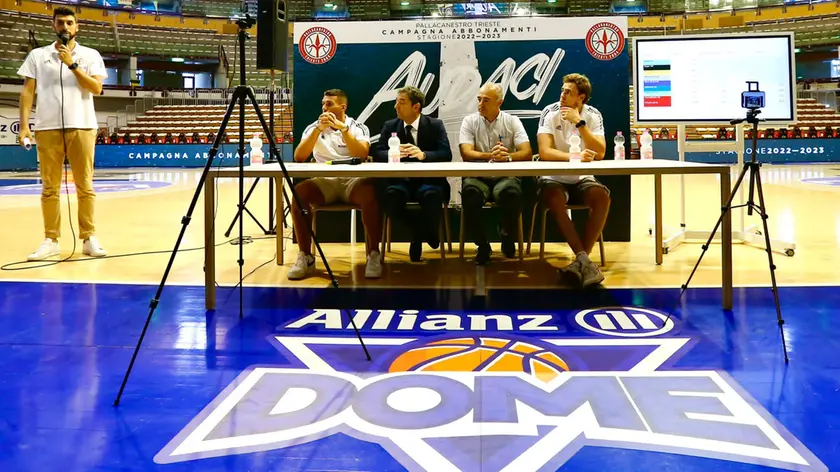 La presentazione della campagna abbonamenti della Pallacanestro Trieste