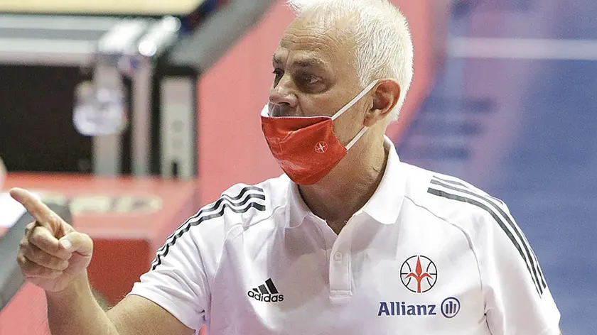 Coach Eugenio Dalmasson