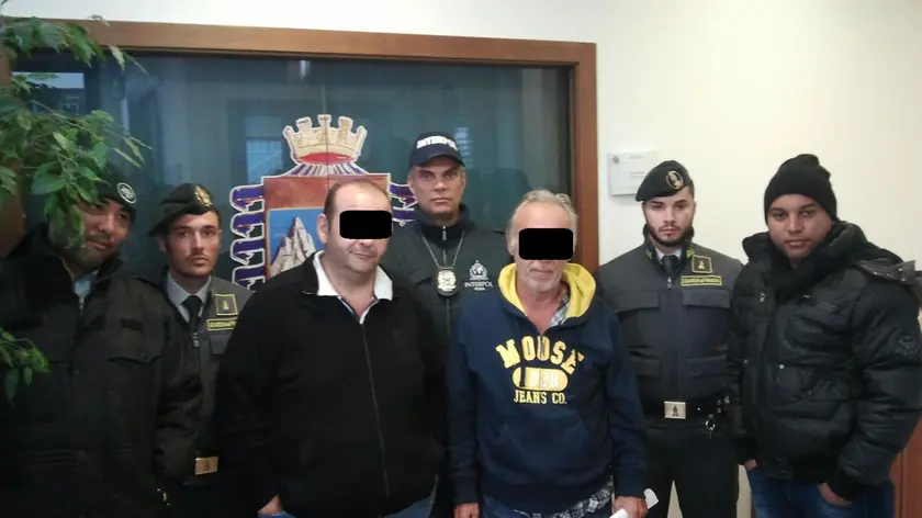 I due latitanti estradati e arrestati dalla Guardia di Finanza di Gorizia