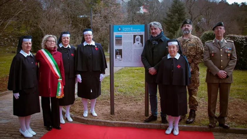 L’inaugurazione del piazzale Margherita Kaiser Parodi a Polazzo