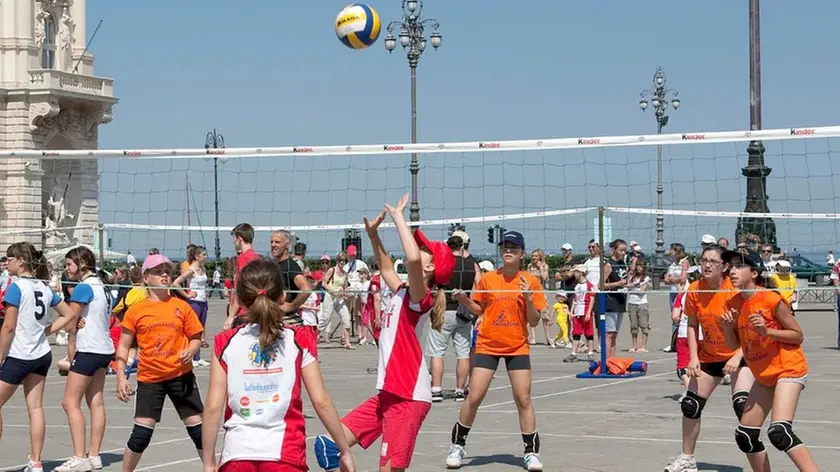 Silvano Trieste 14/06/09 Mini Volley, Piazza Unita'