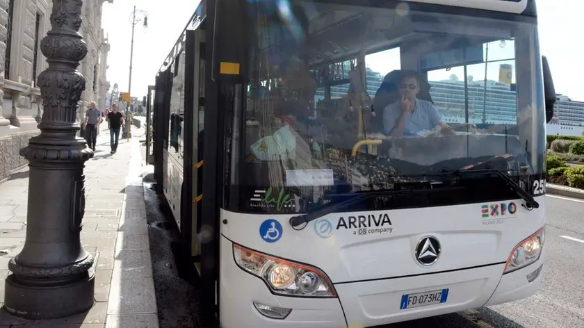 Foto Bruni Trieste 17.09.16 Il Bus elettrico con a bordo le favole per i bimbi