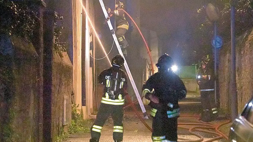 I pompieri in salita Mocenigo (Bonaventura)