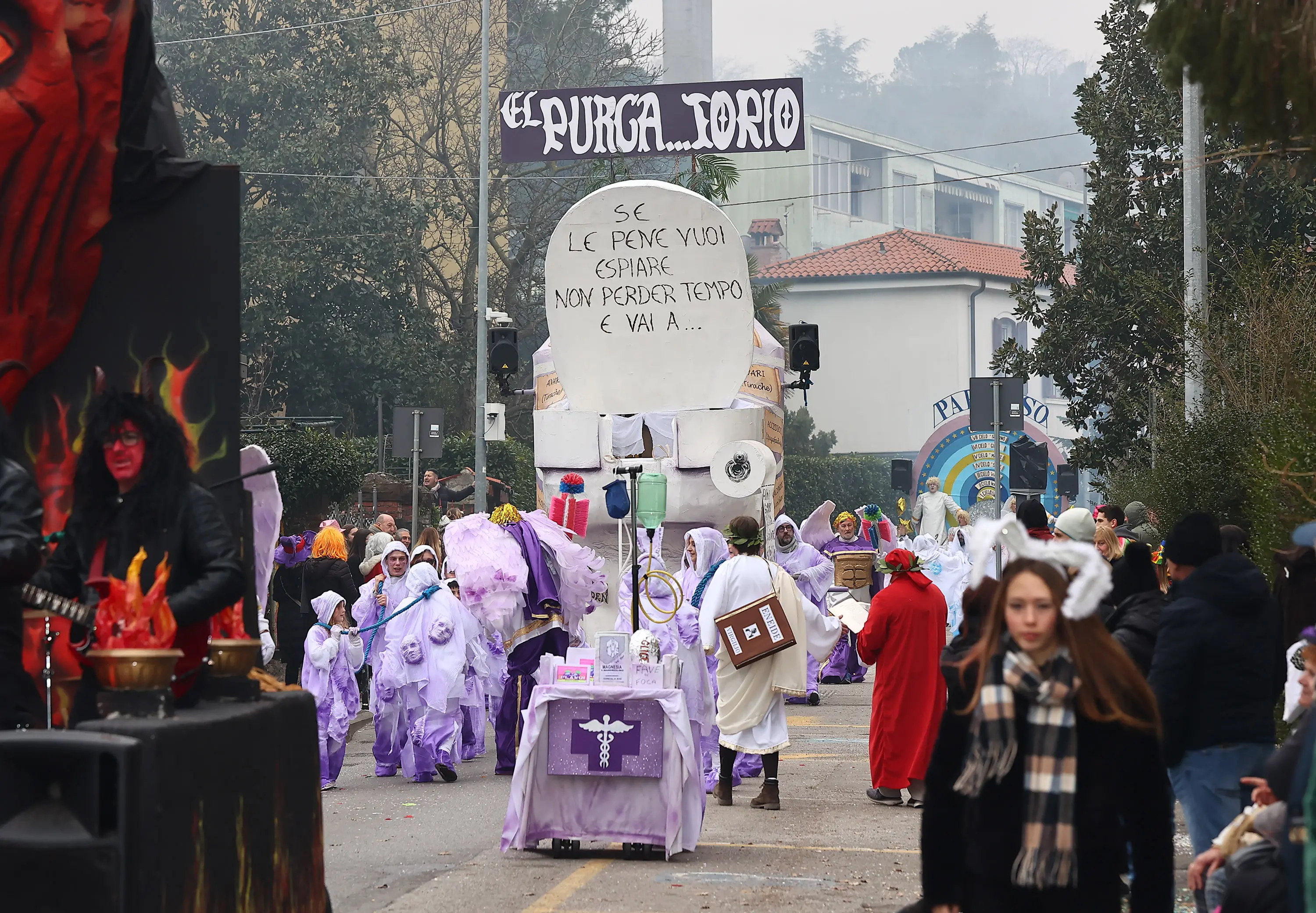Lasorte Trieste 19/02/23 - Muggia, Carnevale, Mandrioi, Commedia...Divina