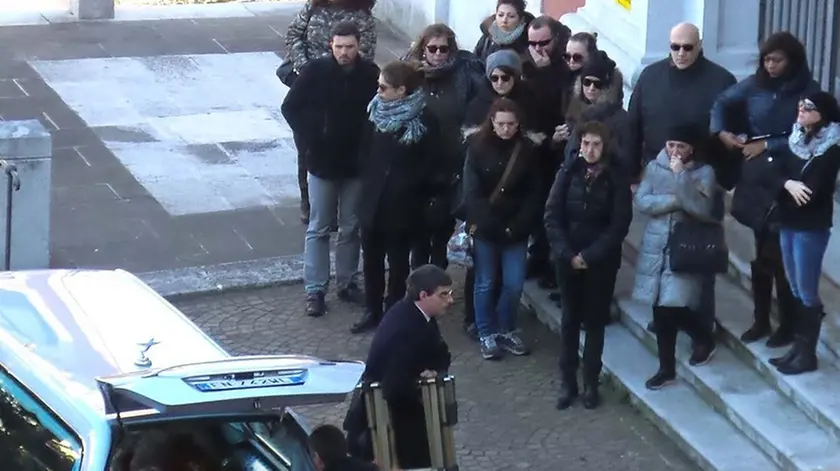 Lasorte Trieste 24/02/16 - Montuzza, Funerale Valentina Chiaruttini, NON FIRMARE GRAZIE