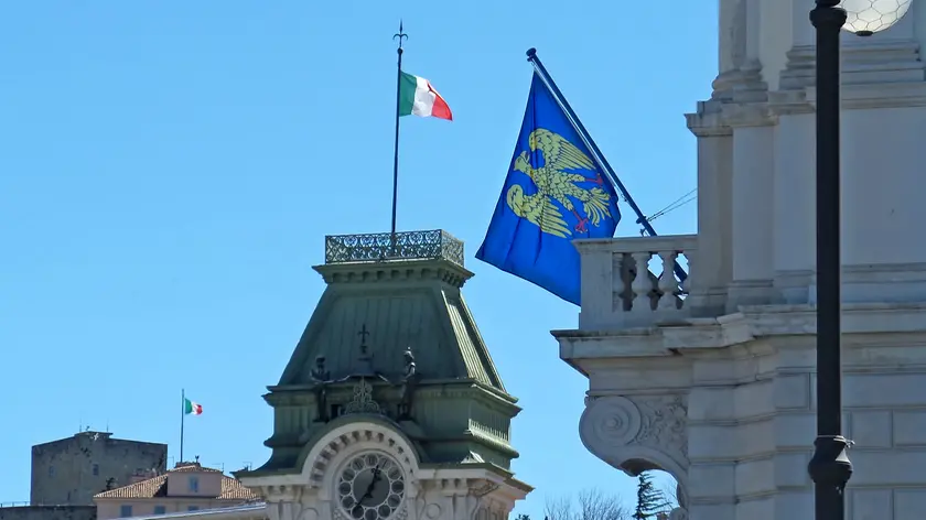 La bandiera del Friuli in piazza Unità