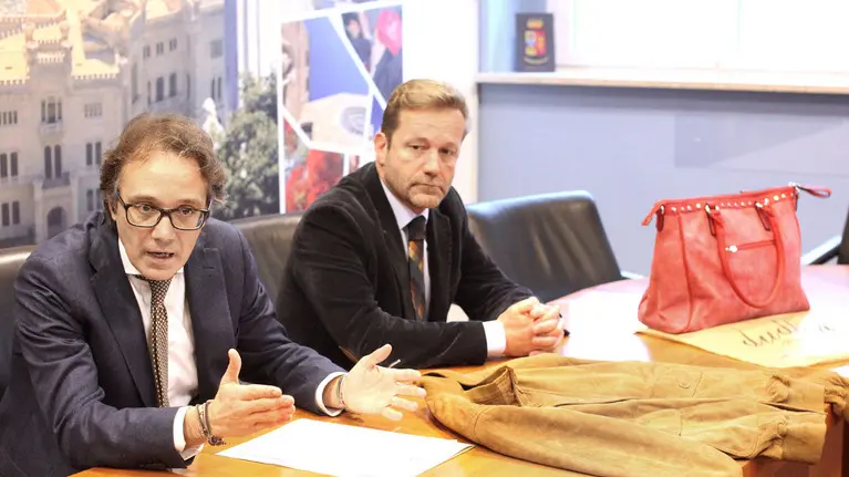 Lasorte Trieste 02/02/16 - Questura, Conferenza Stampa Arresto truffatore, sa sin. Calì, Soldatich