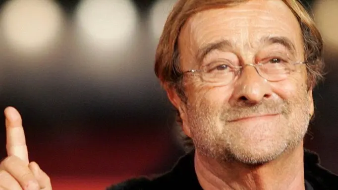 Lucio Dalla in una foto d'archivio. ANSA / GIUSEPPE GIGLIA*************** TRADUZIONE ***************Lucio Dalla in d'archivio di foto di una. ANSA / GIUSEPPE GIGLIA