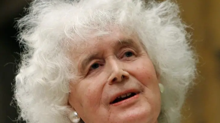 La scrittrice Jan Morris. Arrivò a Trieste, diciannovenne, come soldato inglese alla fine della guerra