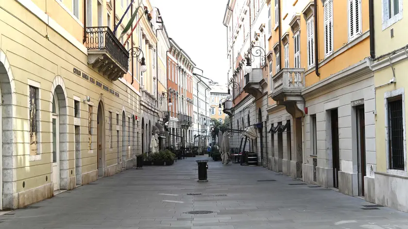 Via Torino deserta (Foto Bruni)