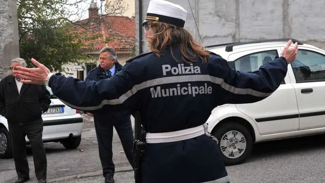 FOTO BRUNI TRIESTE 22 11 08 POLIZIA MUNICIPALE