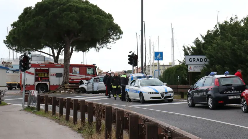 I rilievi sul posto dell'incidente mortale