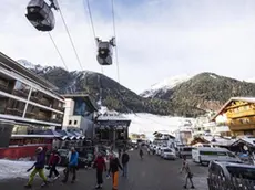 Un’immagine del rinomato centro di sci invernale di Ischgl, focolaio che ha infestato mezza Europa