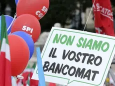 Una manifestazione di sindacati dei pensionati