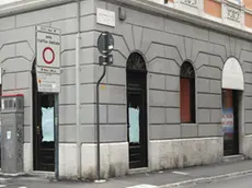 L’edificio all’angolo tra via Diaz e via Felice Venezian dove sbarcherà il colosso cinese AZ Casa