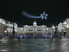 Il municipio di Trieste in versione natalizia (Lasorte)