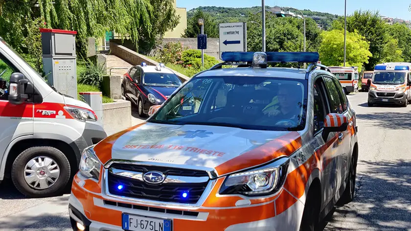 Lasorte Trieste 10/07/20 - Campanelle, Fiammata per Fuga di Gas da Bombola, Mezzi soccorso su Via Campanelle