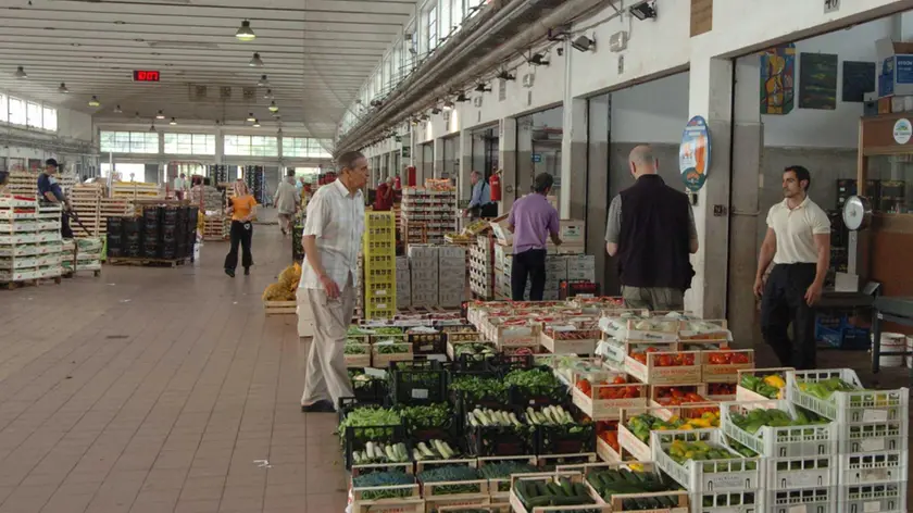 Il mercato ortofrutticolo in una foto di archivio