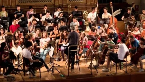 Un'esercitazione orchestrale al Conservatorio Tartini in una foto di archivio