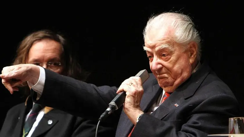 Bonaventura Monfalcone-01.12.2012 Anteprima E'storia-Teatro comunale-Monfalcone-foto di Katia Bonaventura