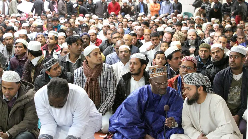 Musulmani in preghiera a Monfalcone