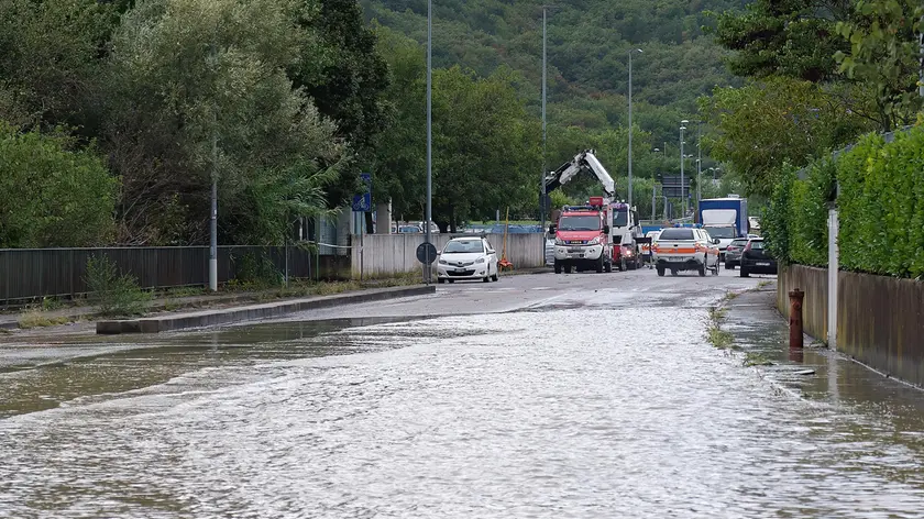 I torrenti esondati per la pioggia (foto Bruni e Silvano)