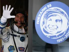 Member of the International Space Station (ISS) expedition 60/61 Italian astronaut Luca Parmitano of ESA (European Space Agency) reacts after his space suits was tested prior to the launch of the Soyuz MS-13 spacecraft at the Russian-leased Baikonur cosmodrome in Kazakhstan on July 20, 2019. (Photo by Kirill KUDRYAVTSEV / AFP)