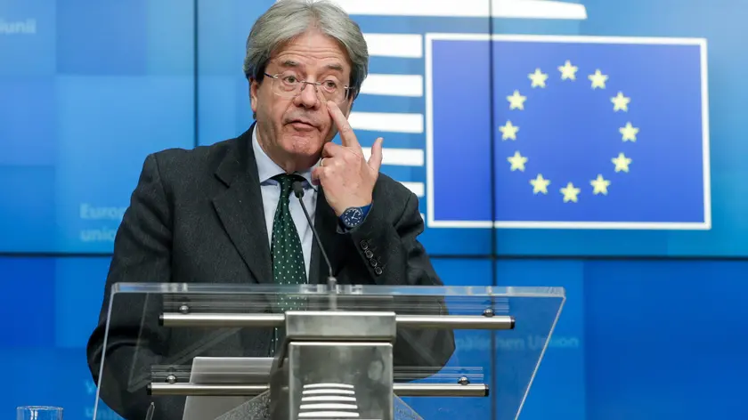 EU commissioner for Economy Paolo Gentiloni gives a press conference after a virtual Eurogroup meeting at the European Council in Brussels, Belgium, 15 February 2021. ANSA/STEPHANIE LECOCQ / POOL