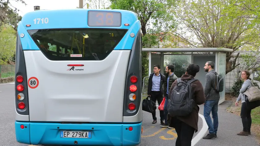 Lasorte Trieste 13/04/17 - Via Bonomea, SISSA, Capolinea Bus 38