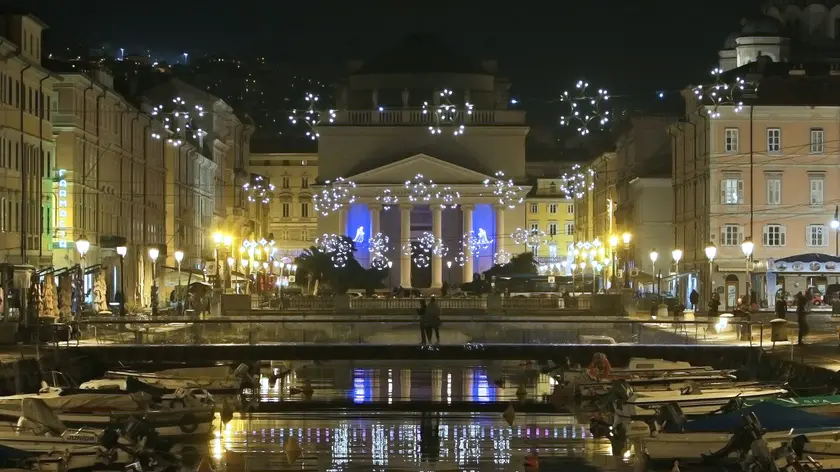 Lasorte Trieste 12/11/20 - Ponterosso, Ponte Curto, Luminarie di Natale