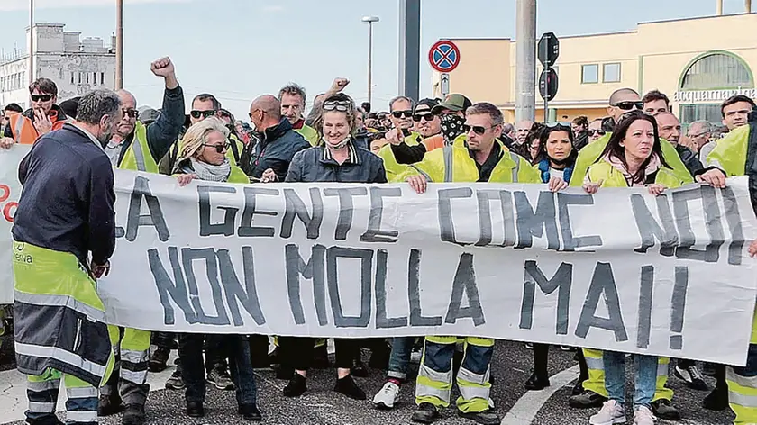 Portuali al corteo No Green Pass (Massimo Silvano)