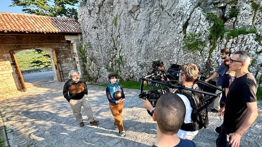 Il set del film “La Primavera” di Toni Trupia alla Rocca di Monrupino