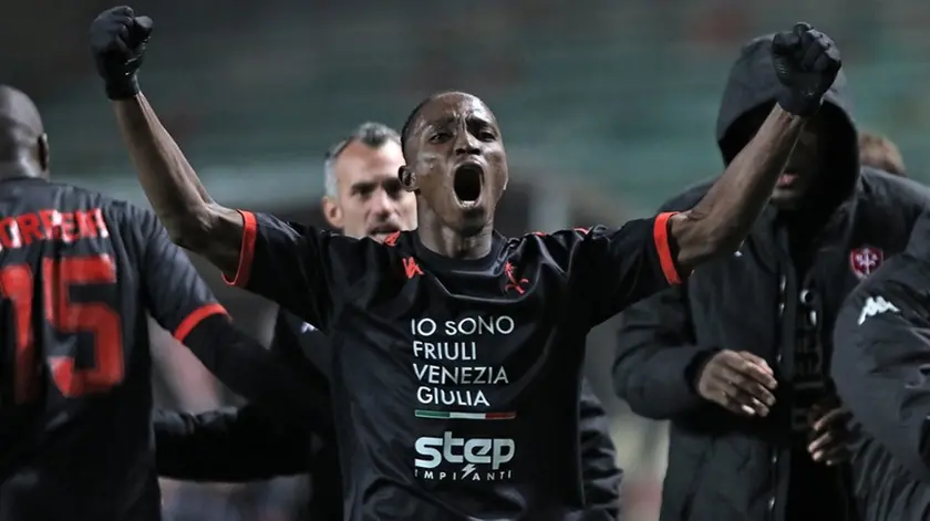 Braima Sambù l'autore del gol dell'1-1 della Triestina contro il Padova Foto di Andrea Lasorte